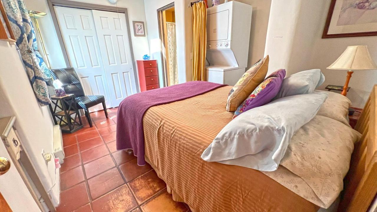 Casas De Guadalupe - Sante Fe Vacation Villa *