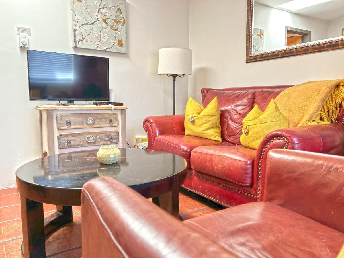 Casas De Guadalupe - Sante Fe Vacation Villa *