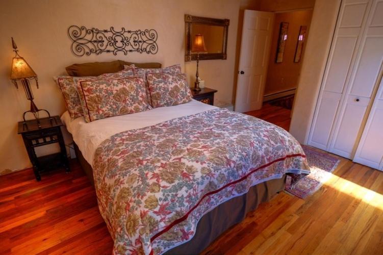 Casas De Guadalupe - Sante Fe Vacation Villa *